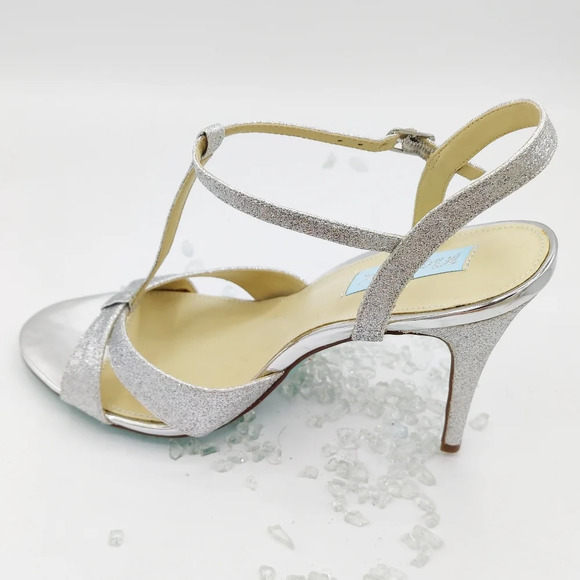 Betsey Johnson Blue / Metallic Silver Heels / Size 9.5 - Picture 1 of 7